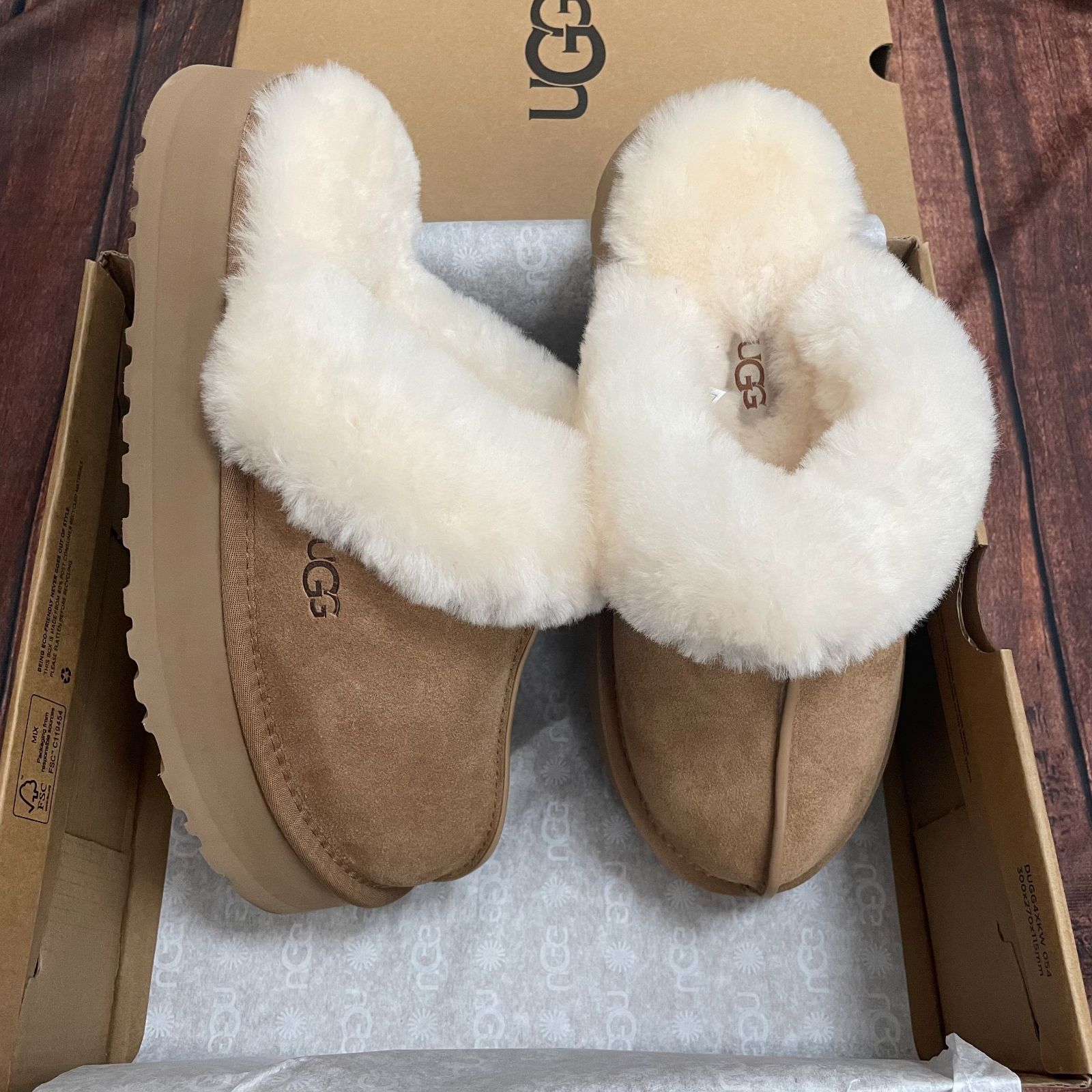 新品未使用ugg アグ レディース ムートン スリッパ サンダル