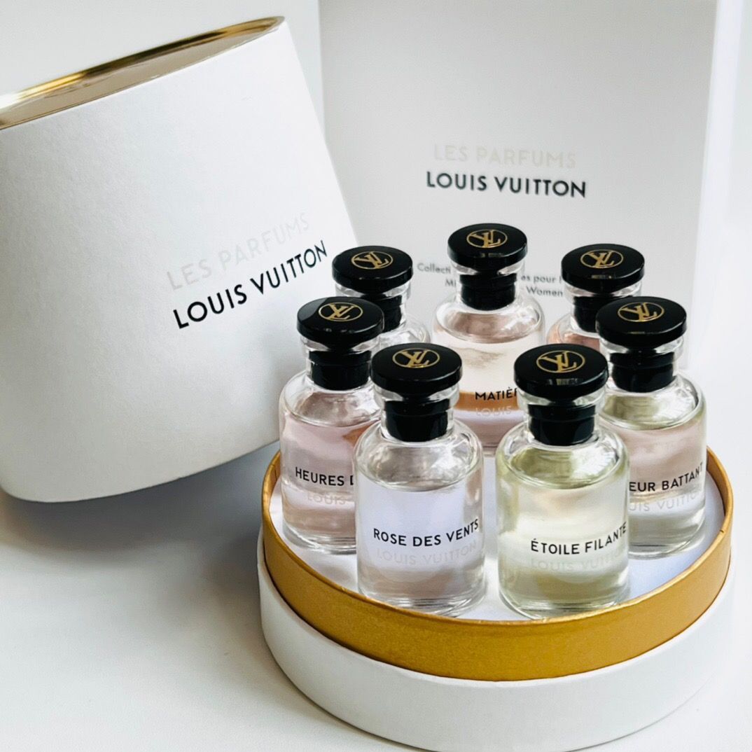 LOUIS VUITTON ルイヴィトン 香水 ミニチュアセット10ml x7本-