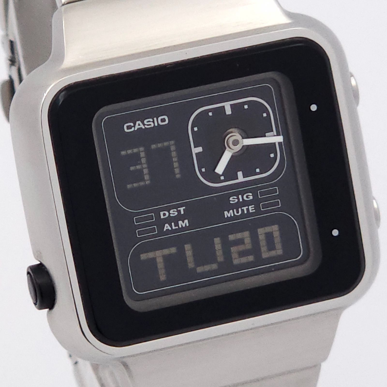 CASIO カシオ FUTURST LAQ-2000D アナデジ QZ 動作品 - メルカリ