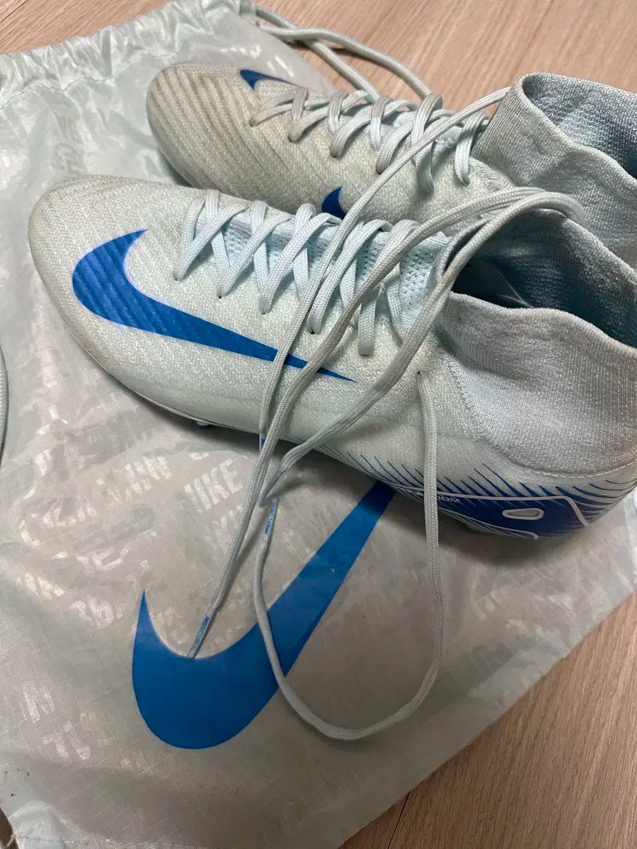 NIKE ナイキ マーキュリアル サッカーシューズ 265