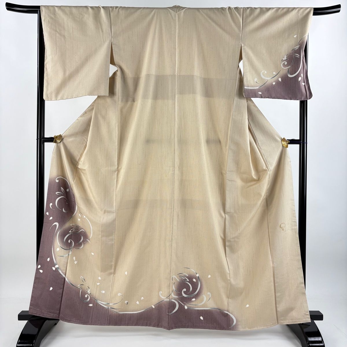 付下げ 身丈163cm 裄丈66.5cm M 袷 紬地 落款 うさぎ 桜 金彩 ベージュ 正絹 名品