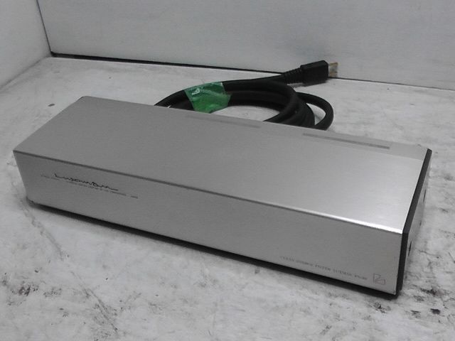 LUXMAN クリーン電源フィルター|クリーン電源タップ ES-33 ラックスマン 2509