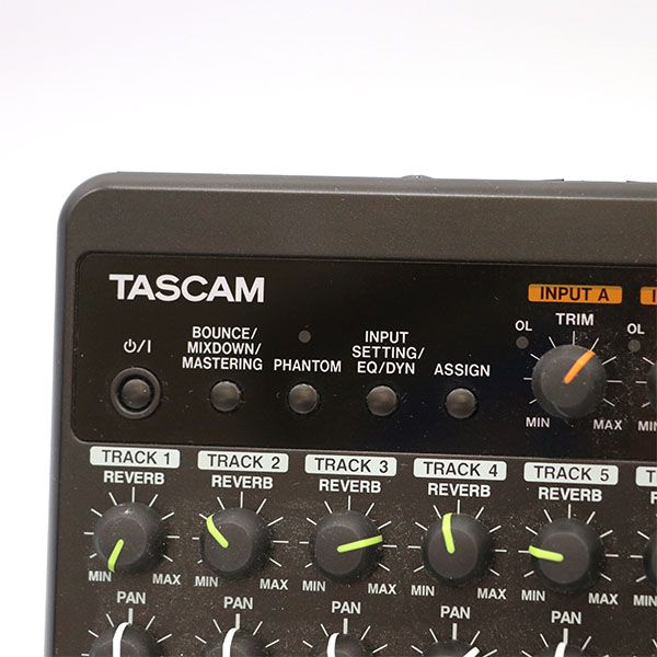 TASCAM TSR-8 マルチトラックレコーダー TASCAM TSR-8 マルチトラックレコーダー