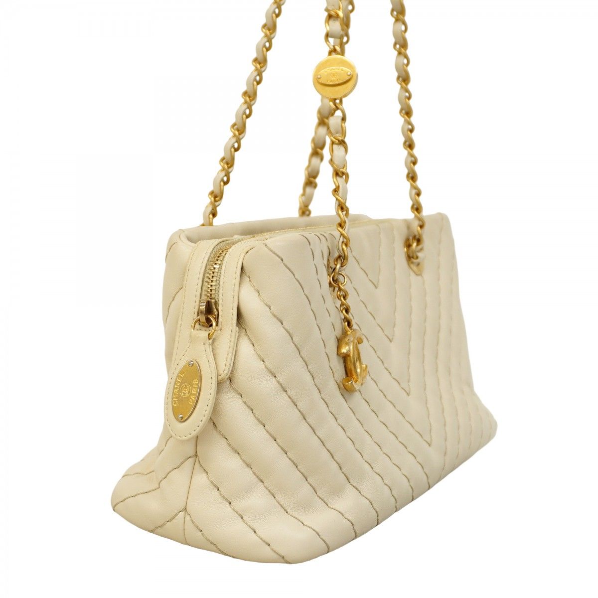 5cd4197】シャネル ショルダーバッグ Vステッチ ラムスキン アイボリー  