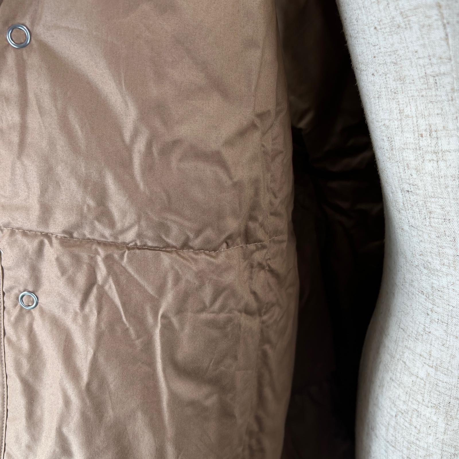 ▲CELINE セリーヌ SAF1553736 コットン100％ トリオンフ スリーパー ダウンベスト ベージュ M〜L き SIROKUMA-CORPORATION_COM