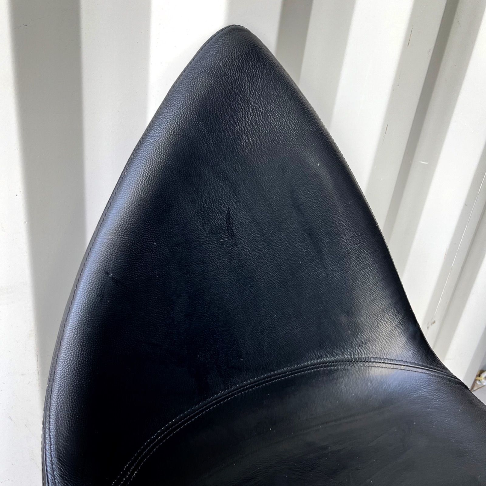 取付無料！ボーコンセプト オッタワ 本革ブラック 北欧モダン風