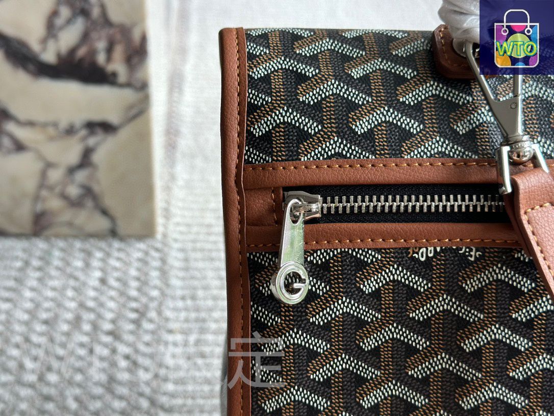 在庫わずか★送料込【GOYARD】Saint Leger バックパックネイビー 今日特価】Goyard Leger Backpack グワヤール レジェ バック