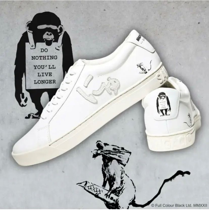 via SANGACIO×BRANDALISD 限定 スニーカー Banksy - 【Re.old