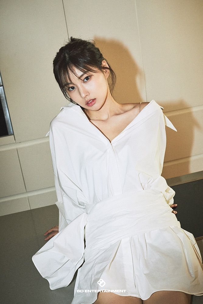 IZ*ONE - カン・ヘウォンの写真集『Beauty Cut』TypeA type Bのセット カン・ヘウォン】 フォトブック 1st Edition Photobook 'Beauty