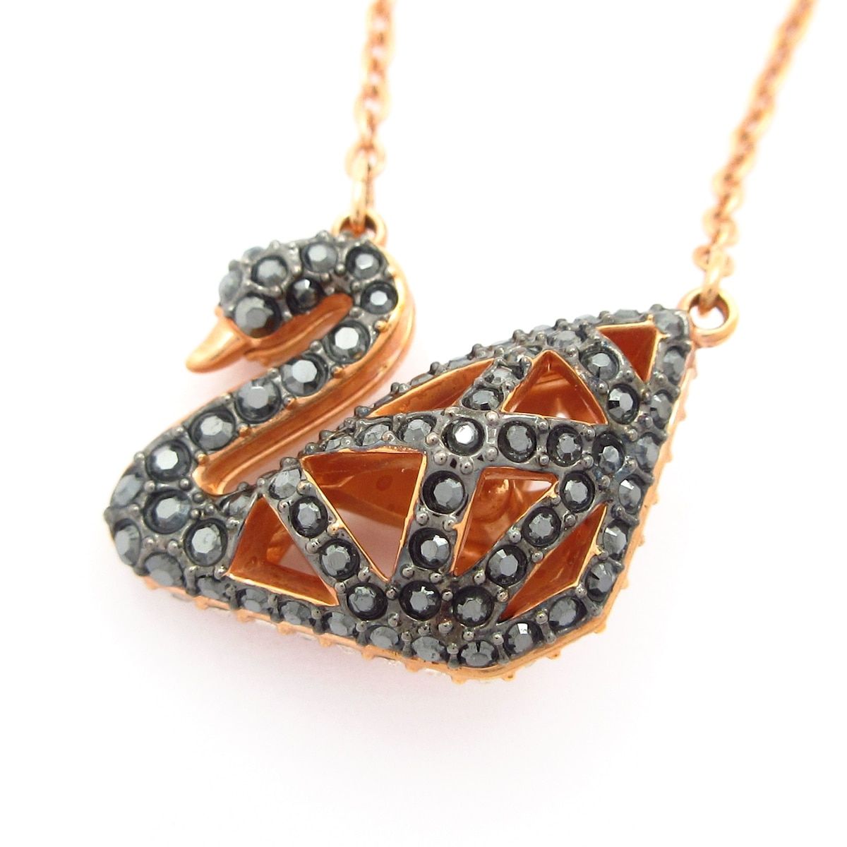 Swarovski 白鳥モチーフ ネックレス Swarovski 白鳥モチーフ