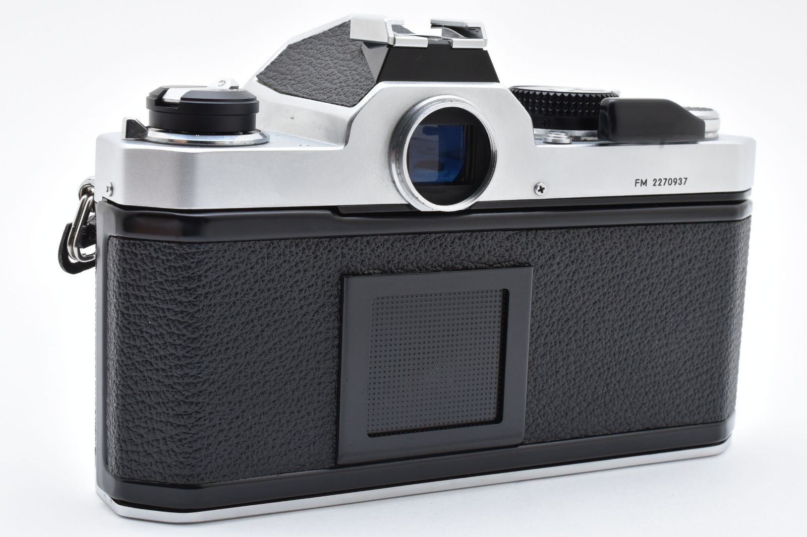 5076 【美品】 Nikon FM Silver 35mm SLR Film Camera Body Only