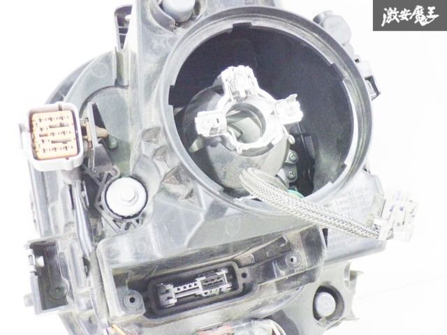 2313 ラパン HE33S 右ライト HID 1915 35100-80P11 レンズ美品 2313 ラパン HE33S 右ライト HID 1915 35100-80P11 レンズ美品