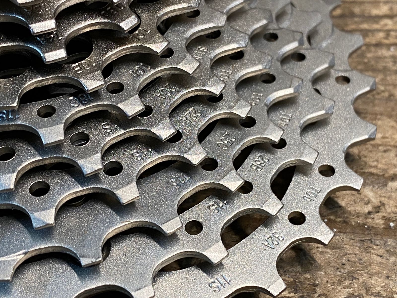 ULTEGRA CS-R8000