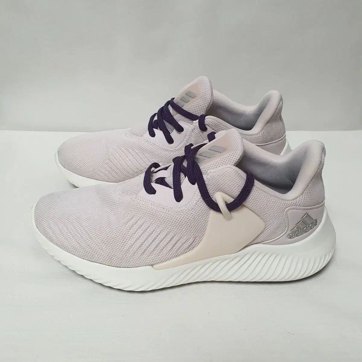 【雷市場（ポンジャン）商品韓国直送】NIKE(ナイキ) アルファバウンス スニーカー ランニングシューズ 245