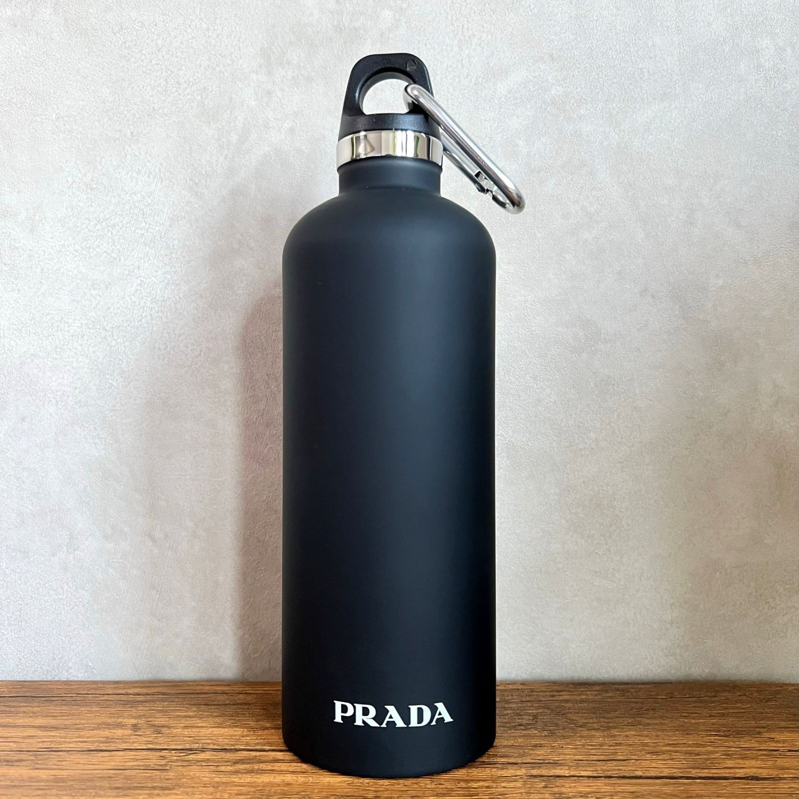 【未使用】PRADAプラダ｜タンブラー·水筒·ステンレス（箱あり） PRADA - 【新品未使用箱付き】プラダ ステンレスボトル タンブラー