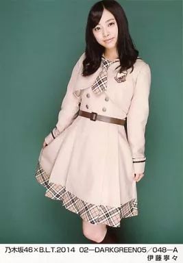 乃木坂46 伊藤寧々 生写真 中古】生写真(乃木坂46) 伊藤寧々/乃木坂46×B.L.T.2014 02