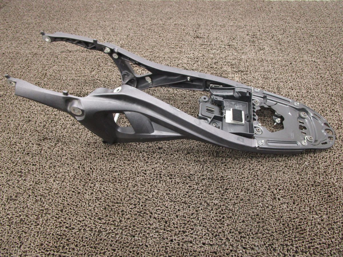 ドカティ M1100S シートレール A6496 ZDMM505AAAB ドゥカティ ZDM1078AC DUCATI モンスター 動画有 FI インジェクション