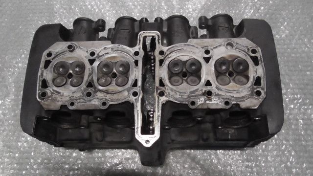 GSX400インパルス GK7CA-100xxx の シリンダーヘッド :#1744764763