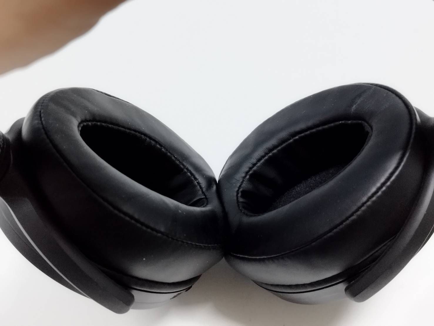 SEBT3 ワイヤレスヘッドホン