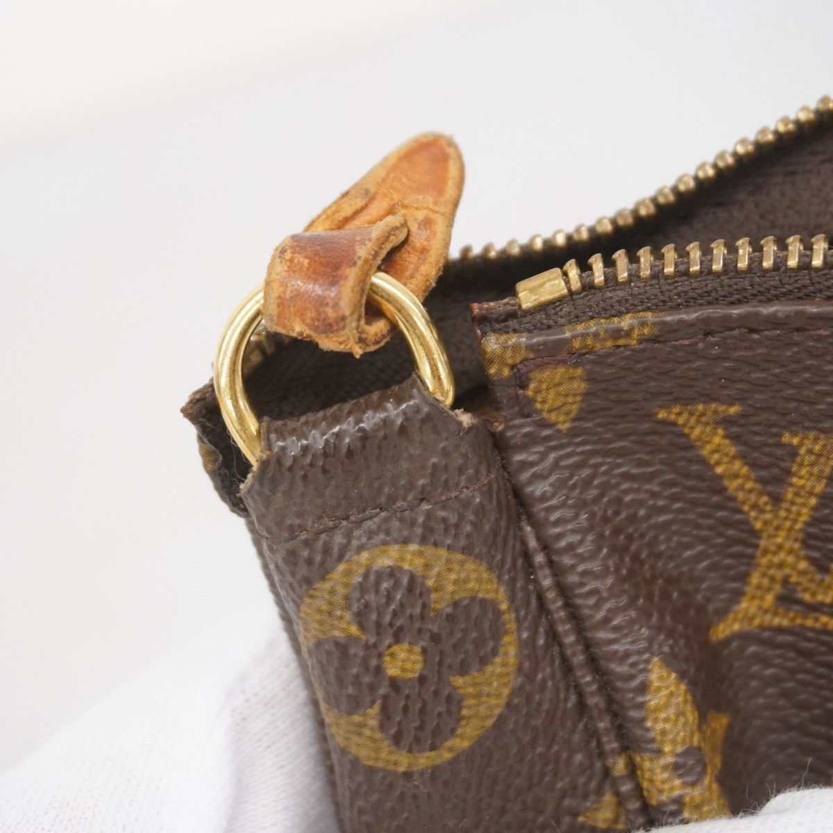 ルイヴィトン　ポーチ　アンティグア　ポシェット　ブラウン ルイ・ヴィトン(Louis Vuitton) ルイ・ヴィトン ポーチ