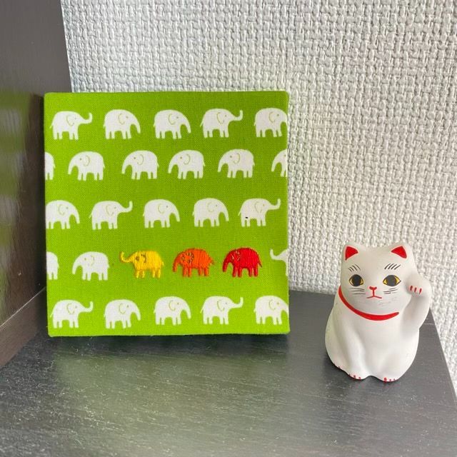 象 アート ファブリックパネル 絵画 ファブリック ゾウ 象 パネル
