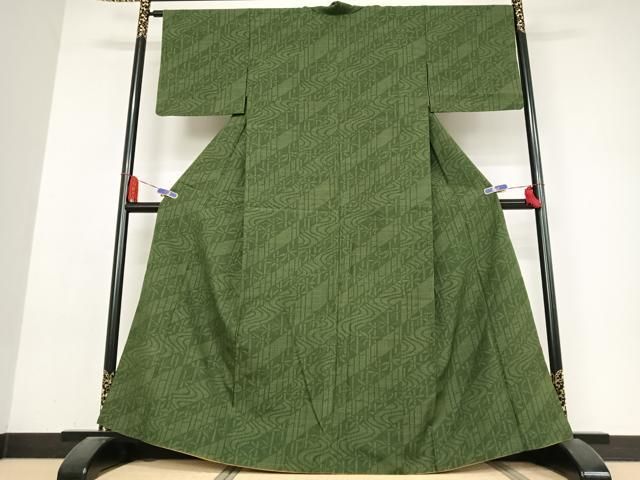 平和屋着物○結城紬 80亀甲 飛び亀甲 流水笹竹文 やまと誂製 正絹 逸品