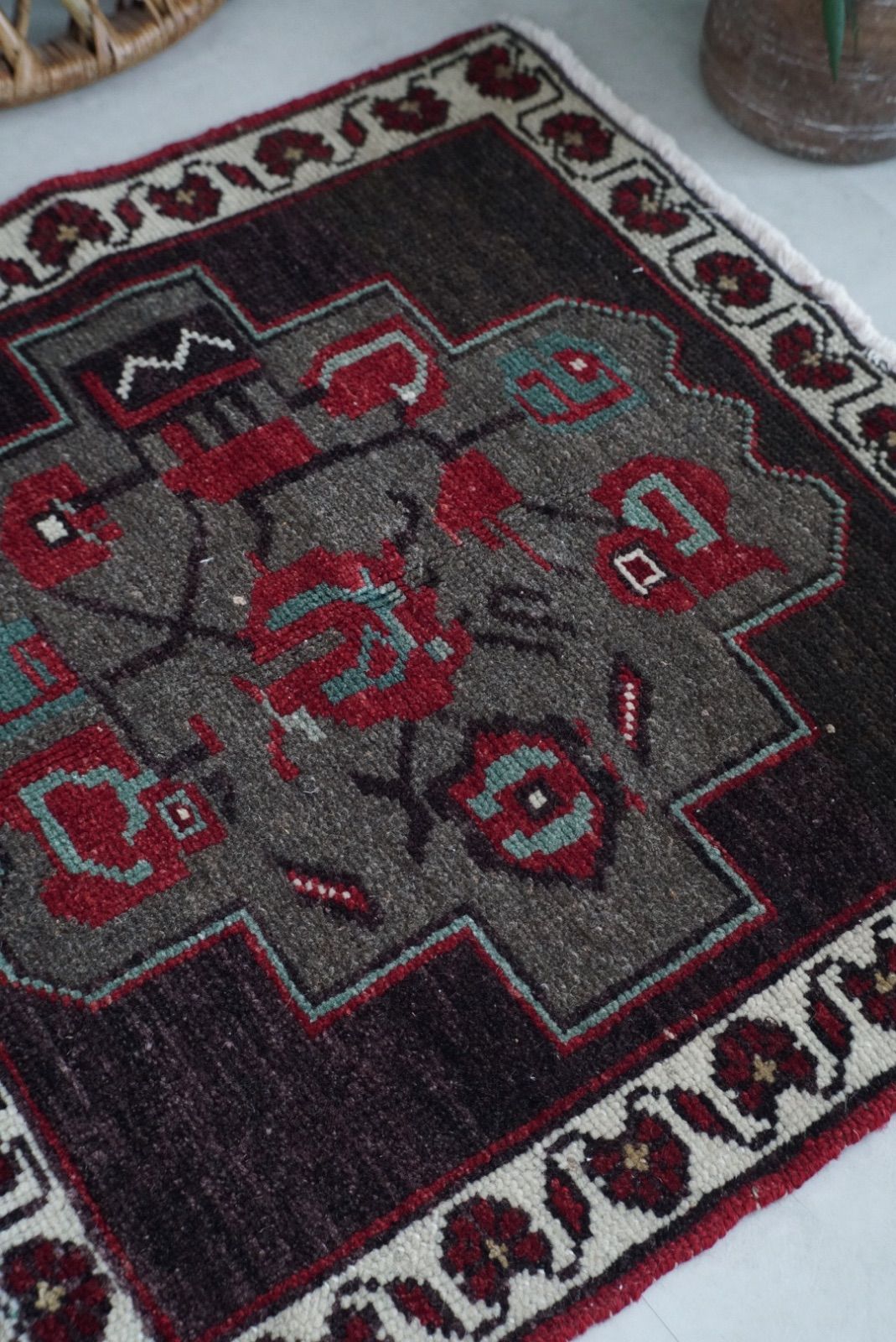 Vintage Rug 55*58【S075】ヴィンテージラグ - メルカリ