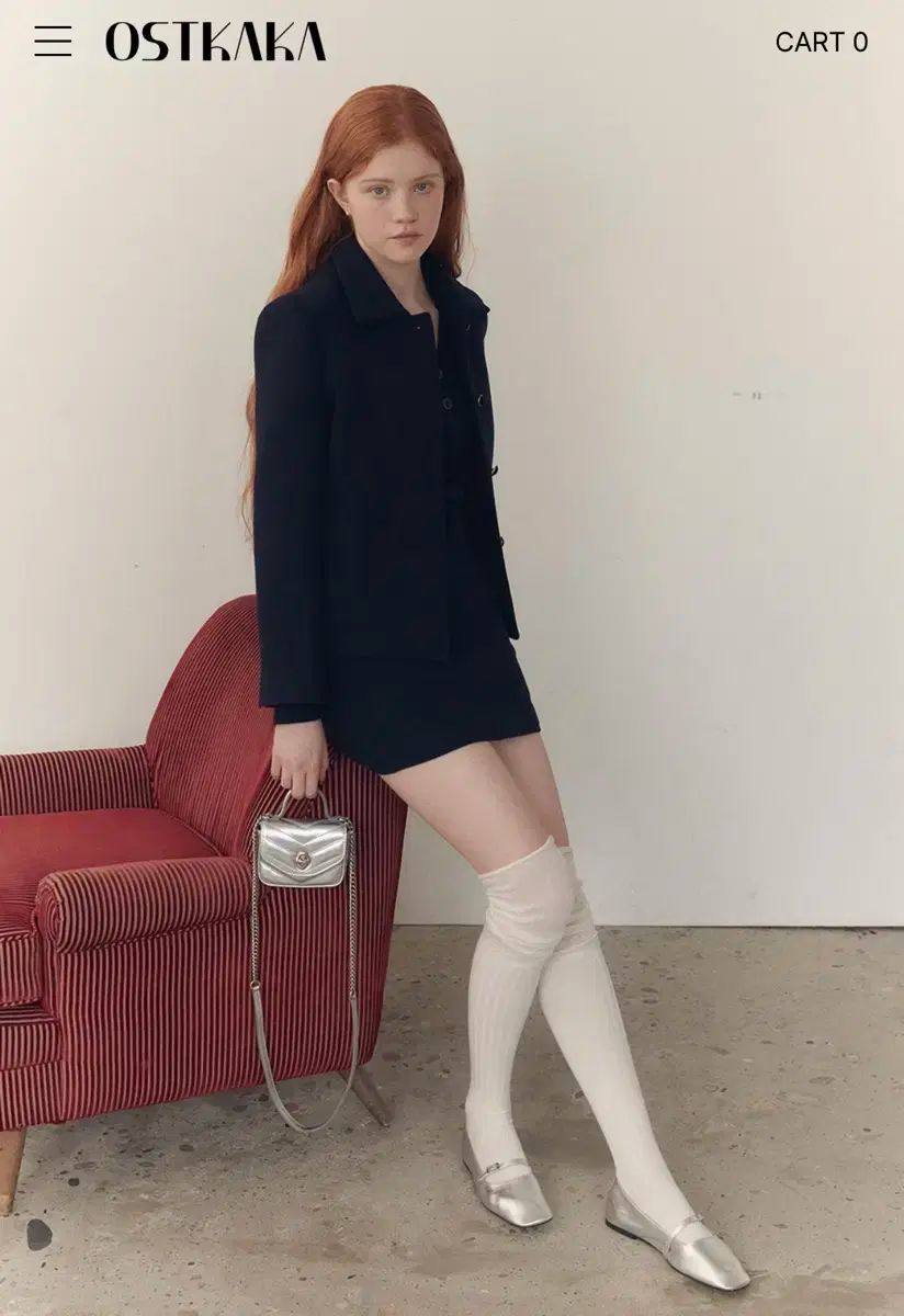 OSTKAKA ミニバック キルティング シルバー DECORATOM_COM_BR