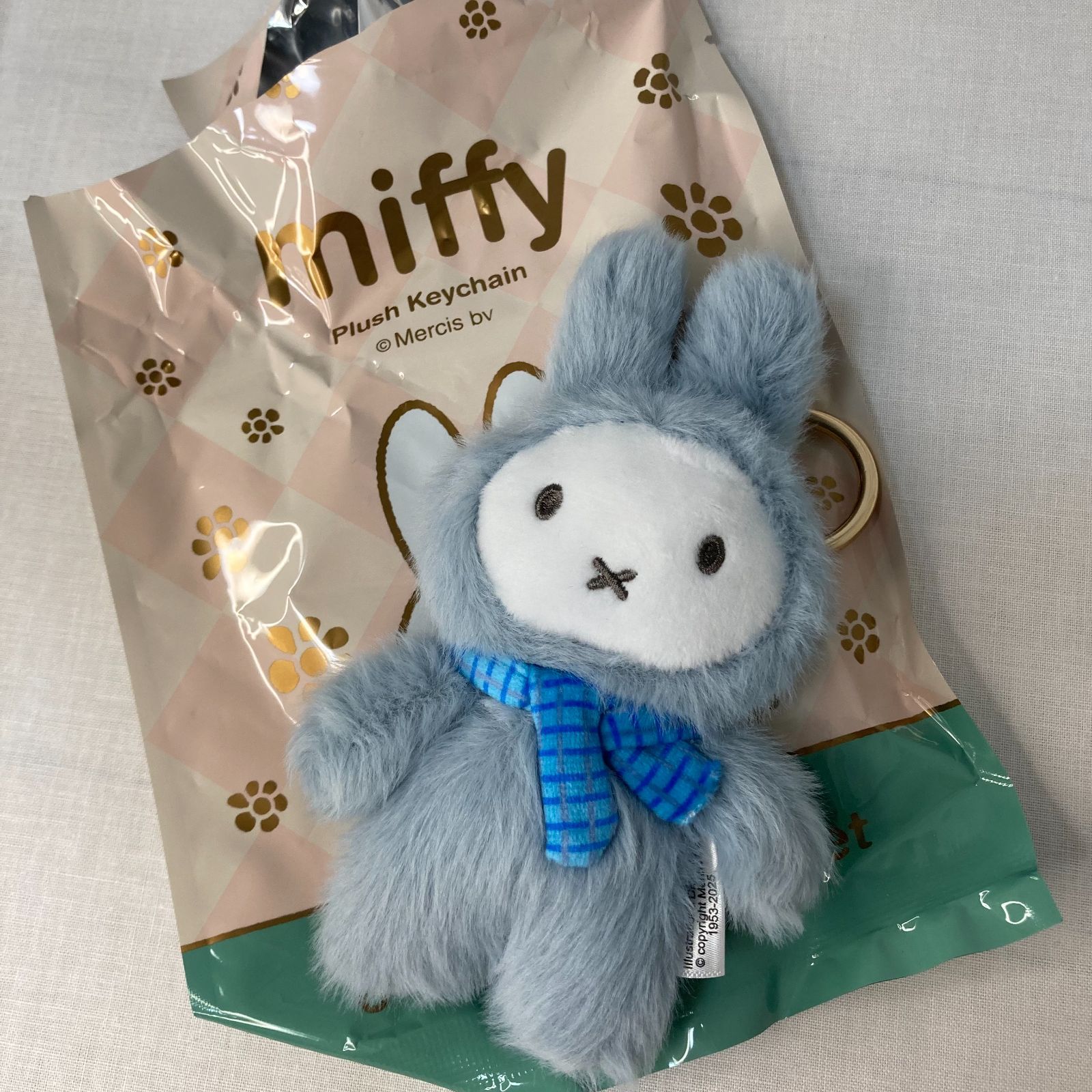 値下げしました‼️miffy✖️VIPO【ブルー】ミッフィー⭐️ぬいぐるみ⭐️海外限定 値下げしました‼️miffy✖️VIPO【ブルー】ミッフィー
