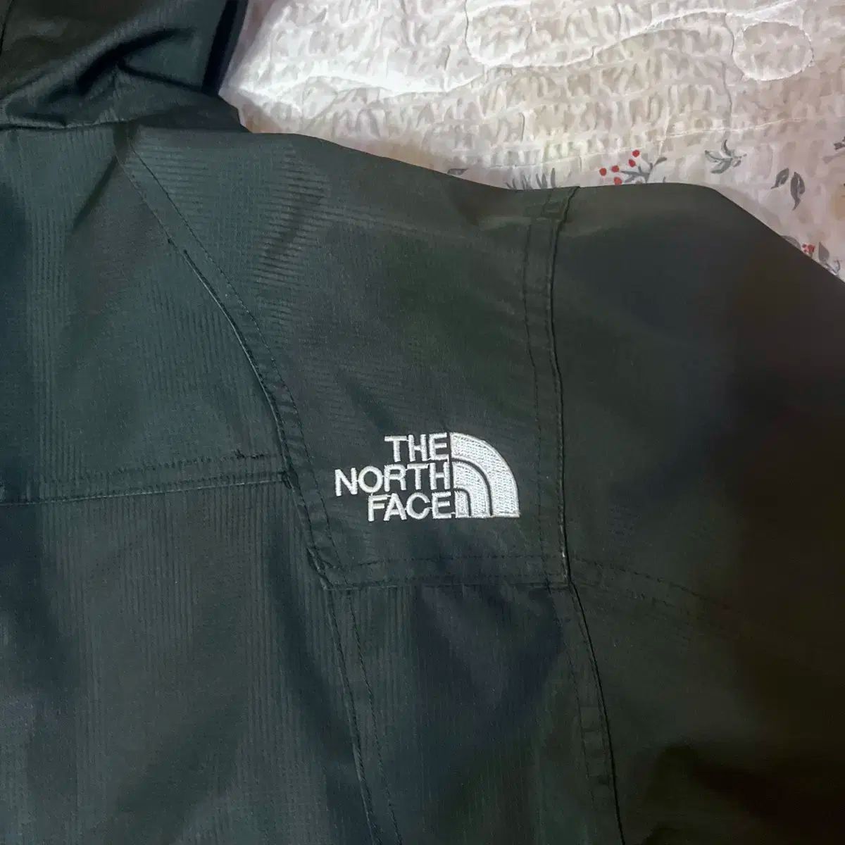 ウィンドブレーカー