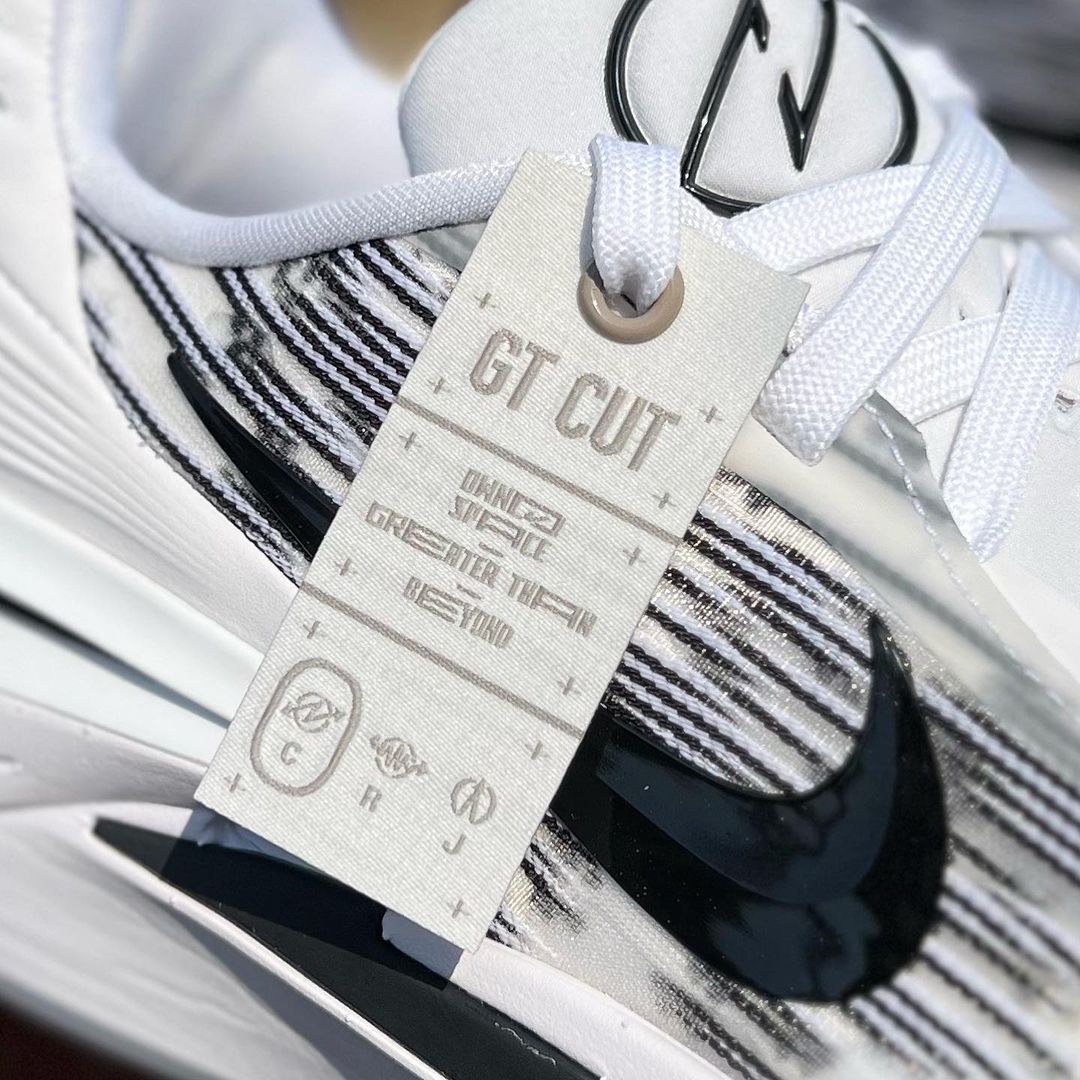 NIKE AIR ZOOM G.T. CUT 2 ナイキ エア ズーム GT カット 2