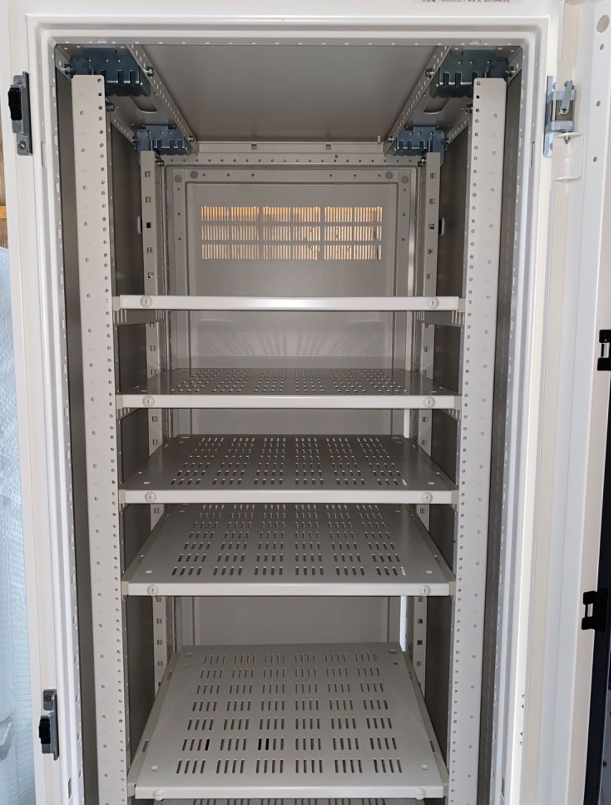 システムラック サーバーラック