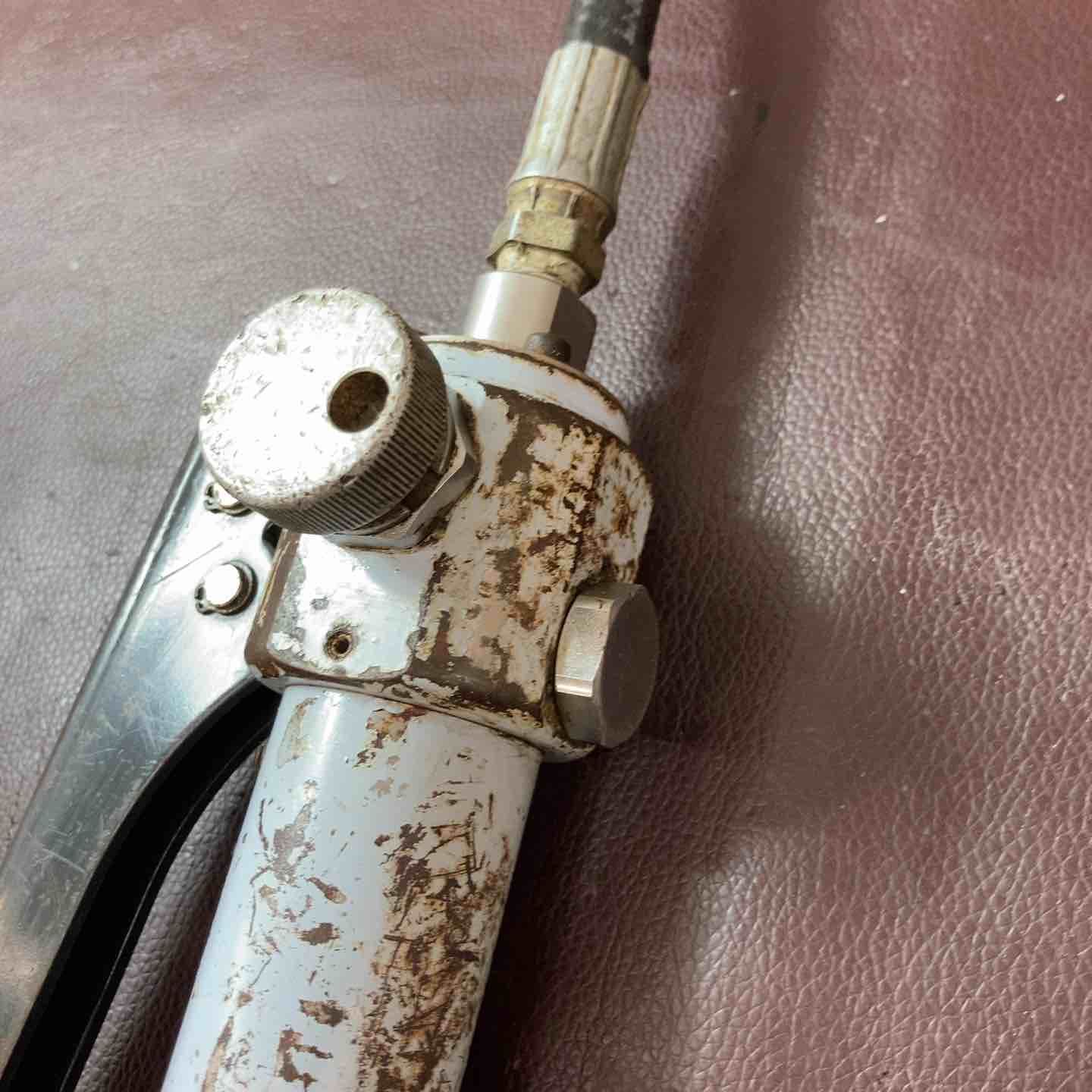 品 亀倉精機 油圧式パイプ断水機 SS-30型 圧着 ストッパー 東大和店 HRDEVELOPMENT_JP