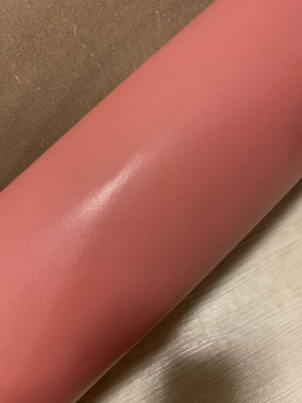 ピンク 244ds ヌメ革 牛革 国産 レザー フィルム貼り はぎれ 一枚革 レザークラフト 革 皮 本革 diy 生地 材料
