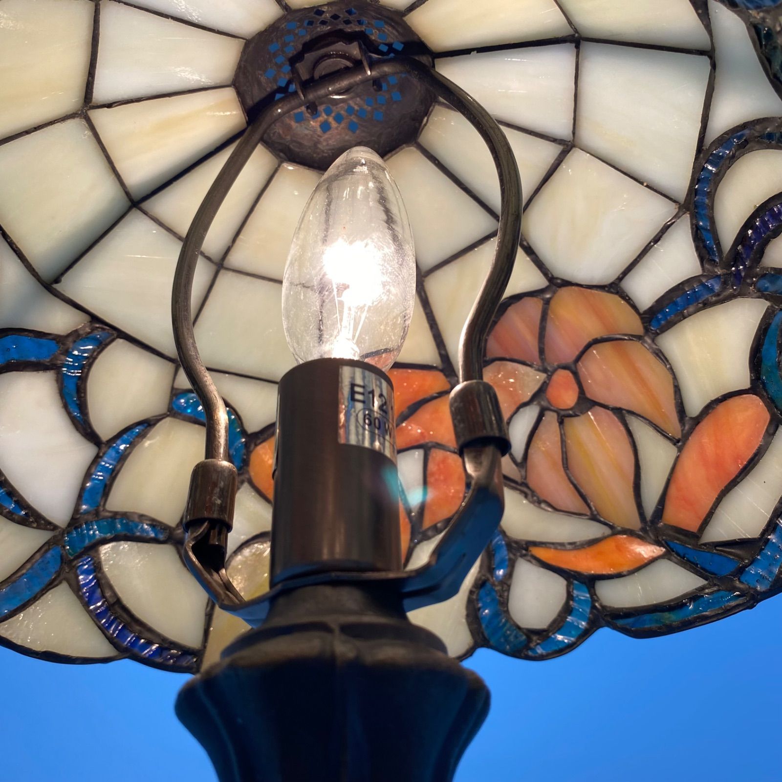 アンティーク調 ステンドグラスランプ テーブルライト 花柄ガラス