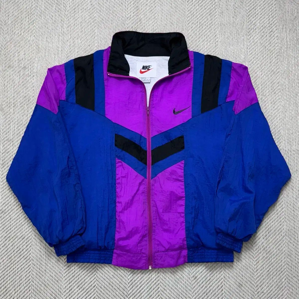 Nike(ナイキ） ビックスウォッシュ 90s オールドスクール オーバーサイズ ウインドブレーカー