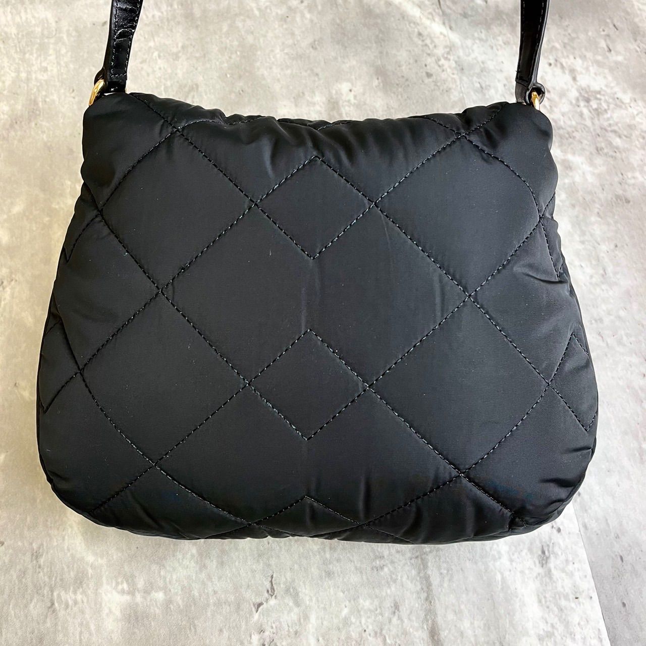 ✨美品✨MARC JACOBS マークジェイコブス ショルダーバッグ ✨美品✨MARC JACOBS マークジェイコブス ショルダーバッグ