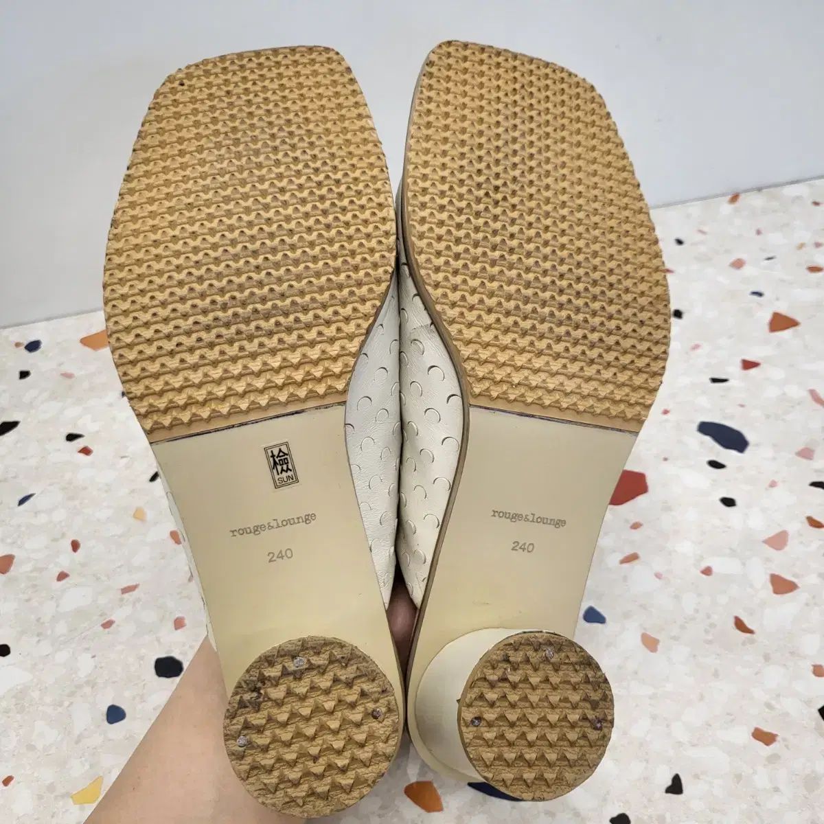 ルーズアンドラウンジ SSCナポリ