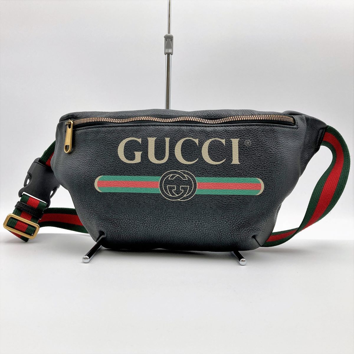 gucci ボディバッグ メルカリ