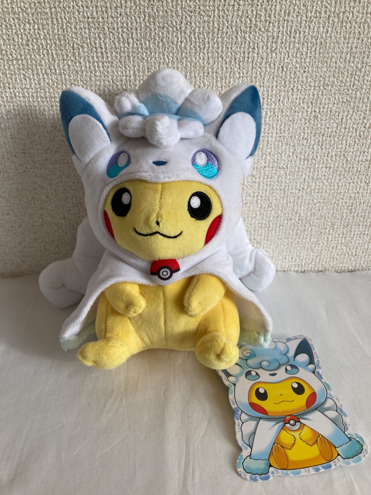 ポケモン★♥ロコンポンチョのピカチュウ♥★ぬいぐるみ★ポケモンセンター Amazon.co.jp: ポケモンセンターオリジナル ぬいぐるみ アローラ