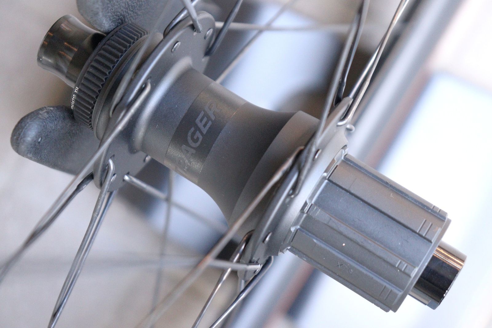 ボントレガー BONTRAGER アイオロス エリート AEOLUS ELITE 35 TLR DISC カーボン チューブレスレディ ホイールセット シマノ11S 12S 19C 横浜店 BRIGHTFACE_UK