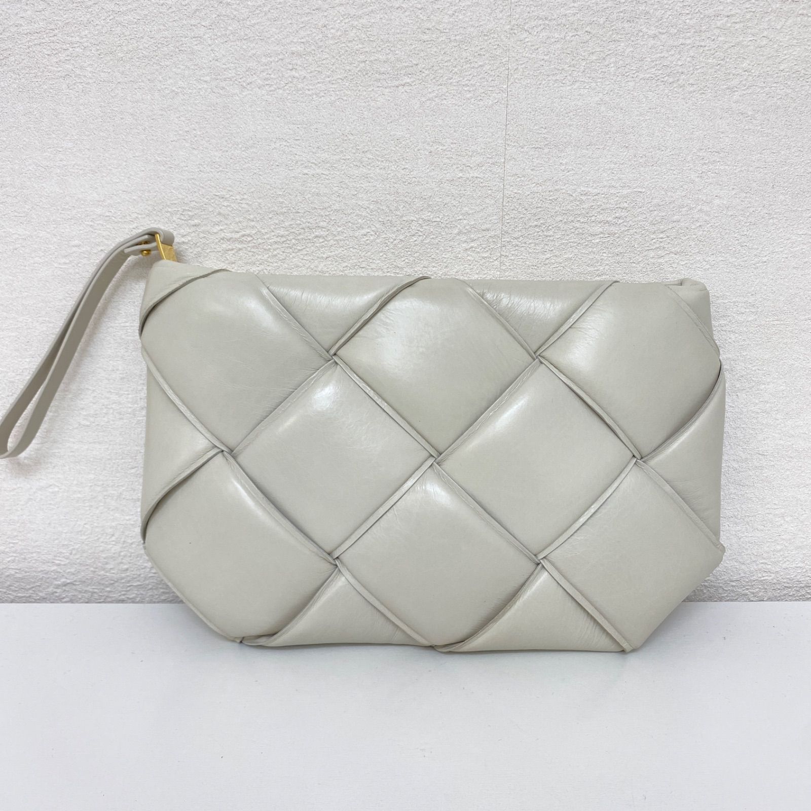 BOTTEGA VENETA ボッテガヴェネタ クラッチバッグ ベージュ