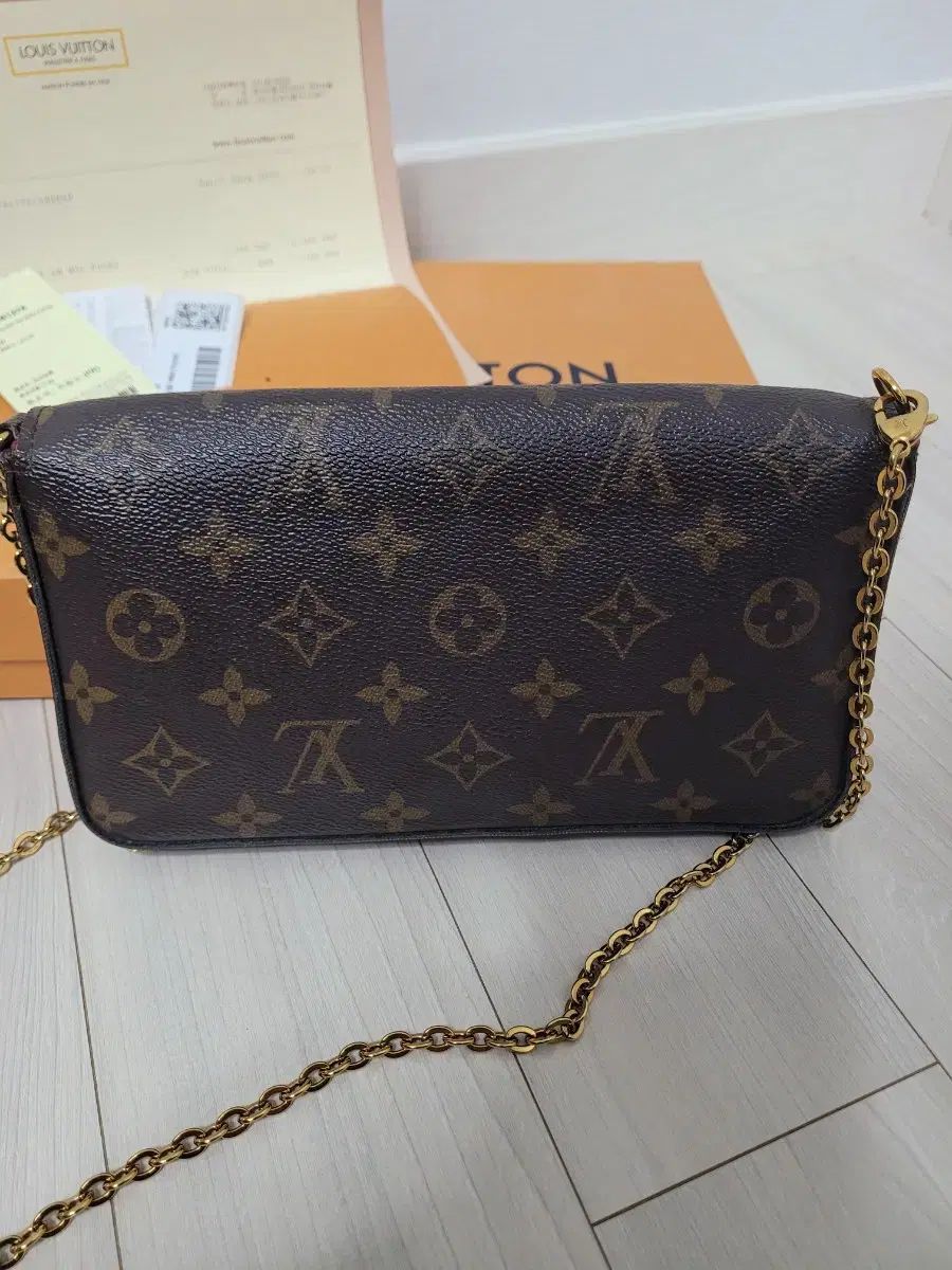 Louis Vuitton ルイヴィトン ポシェット ポシェット フェリシー