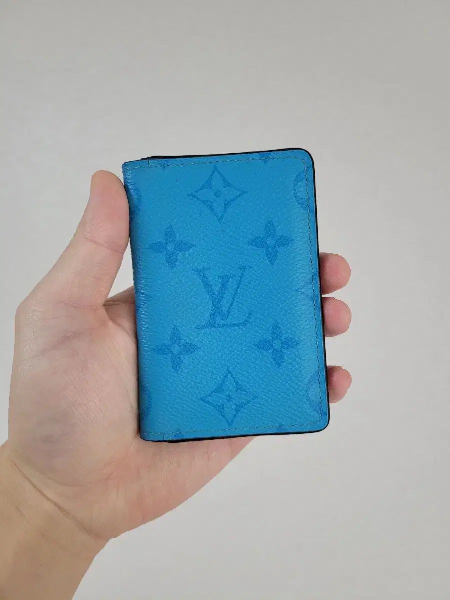 モデル Louis Vuitton ルイヴィトン オーガナイザー カードウォレット
