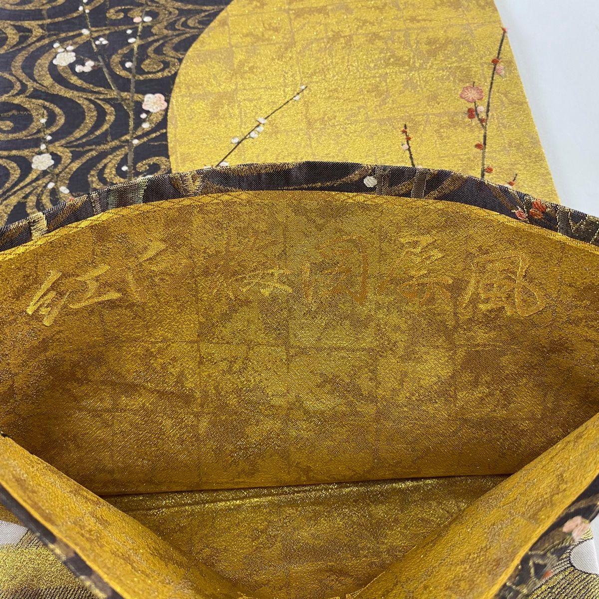 未開封 レア ロールスロイス ロジャ キャンドル ROJA 新品未開封 未開封 レア ロールスロイス ロジャ キャンドル ROJA 新品未開封 未