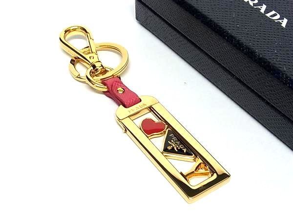 □新品同様□ PRADA プラダ サフィアーノレザー ハート キーホルダー