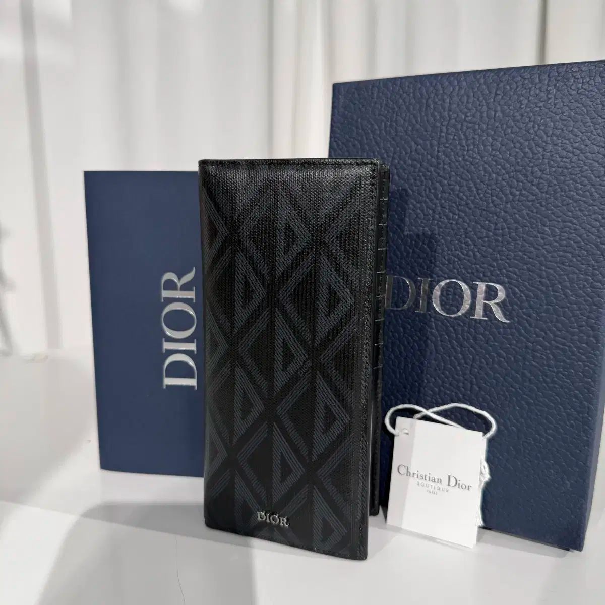 Christian Dior ネイビーレザー 長財布 【公式通販】
