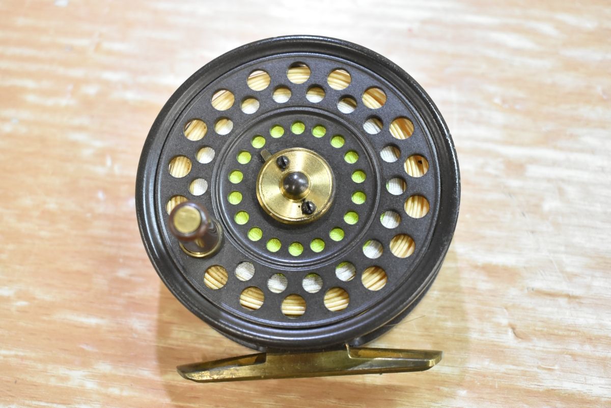 ハーディ フェザーウェイト フライリール Hardy Featherweight ニジマス トラウト フライ 釣り 等に