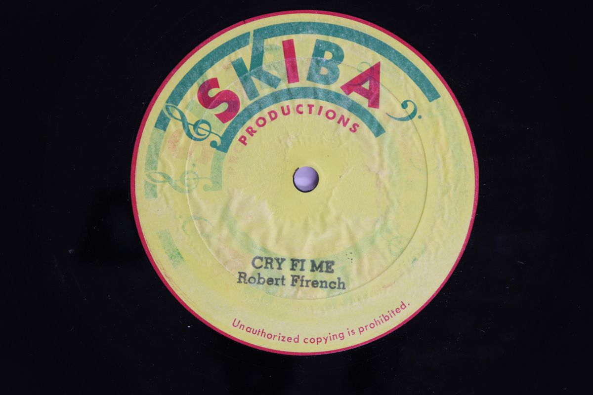 ジャマイカ12” Robert Ffrench / Michael Palme Cry Fi Me / The