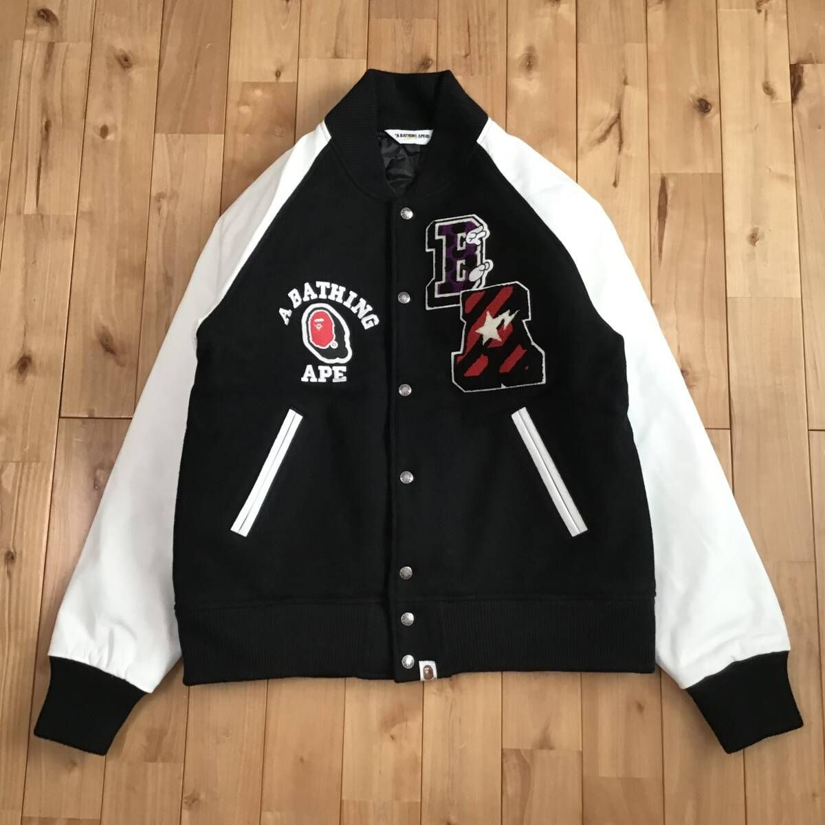 ☆新品☆ XL NFS限定☆ 袖レザー BAPE LOGO スタジャン a bathing ape 